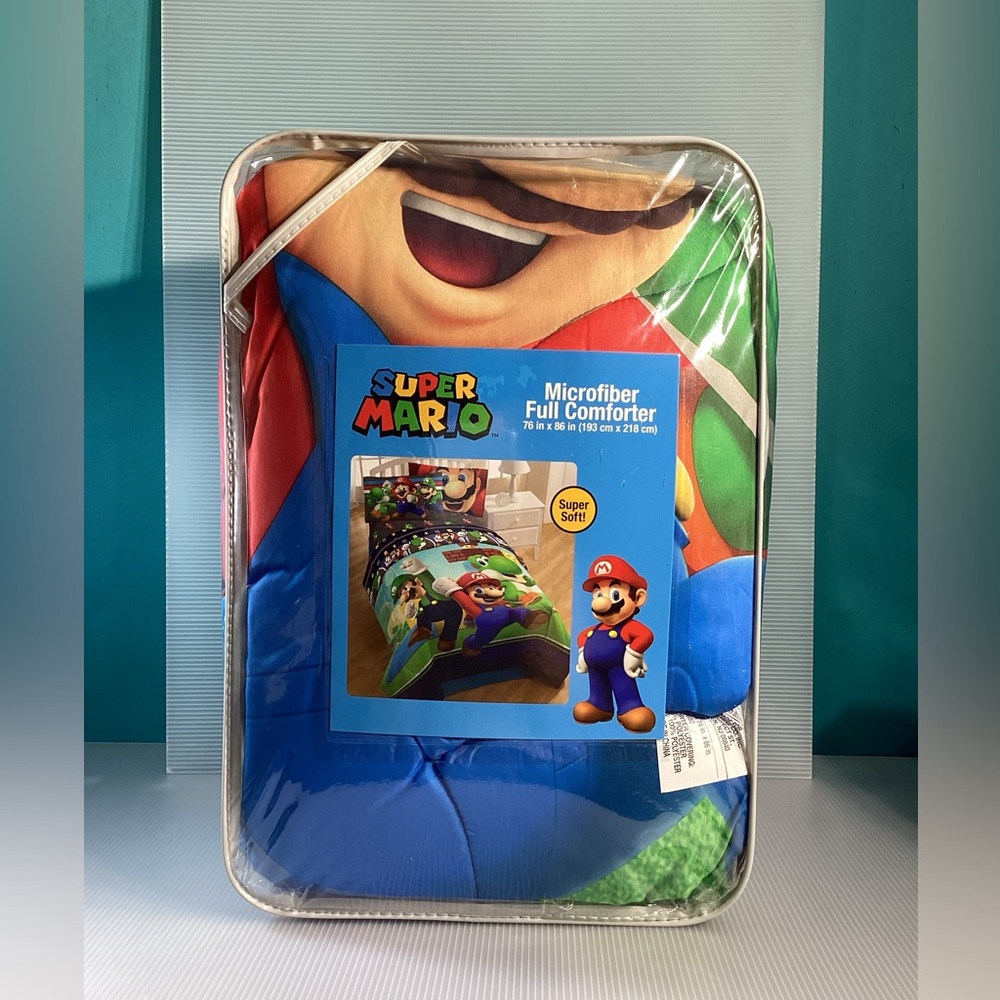 Super Mario Microfiber Full Comforter (Sheets and Pillowcases not Included)